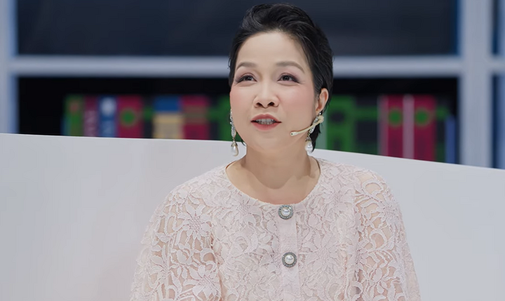 Mỹ Linh kể lại khoảng thời gian mới vào nghề, đạp xe khắp TP.HCM xin hát thử