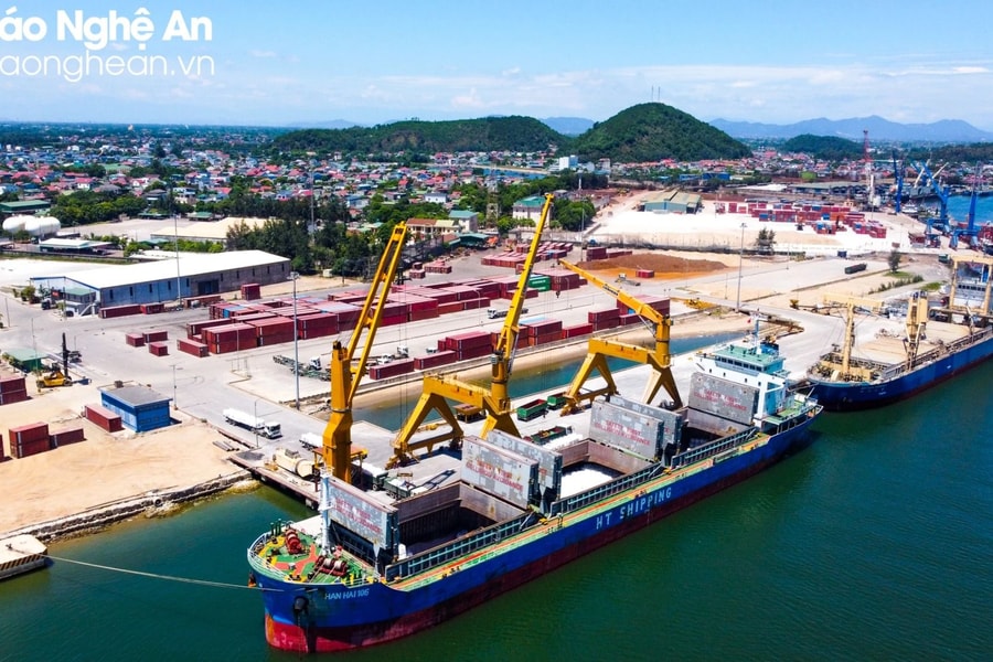 Bộ Giao thông vận tải trả lời kiến nghị cử tri Nghệ An về Dự án nạo vét, nâng cấp luồng tàu vào cảng Cửa Lò