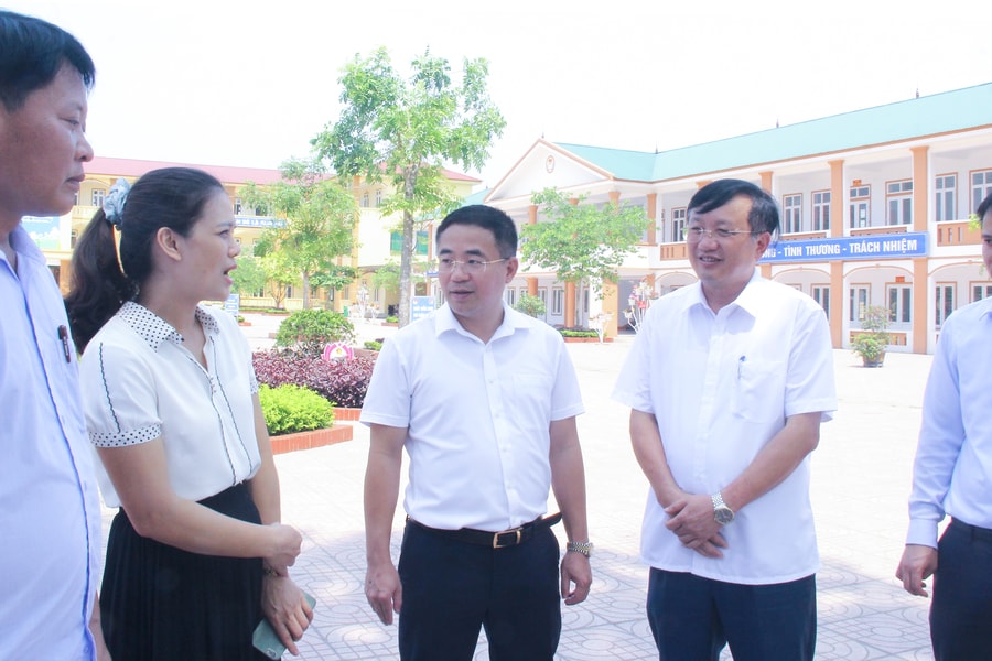 Nam Đàn thực hành tư tưởng Hồ Chí Minh về 'lấy dân làm gốc'