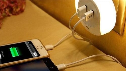 Những cảnh báo cho người dùng iPhone khi sạc pin