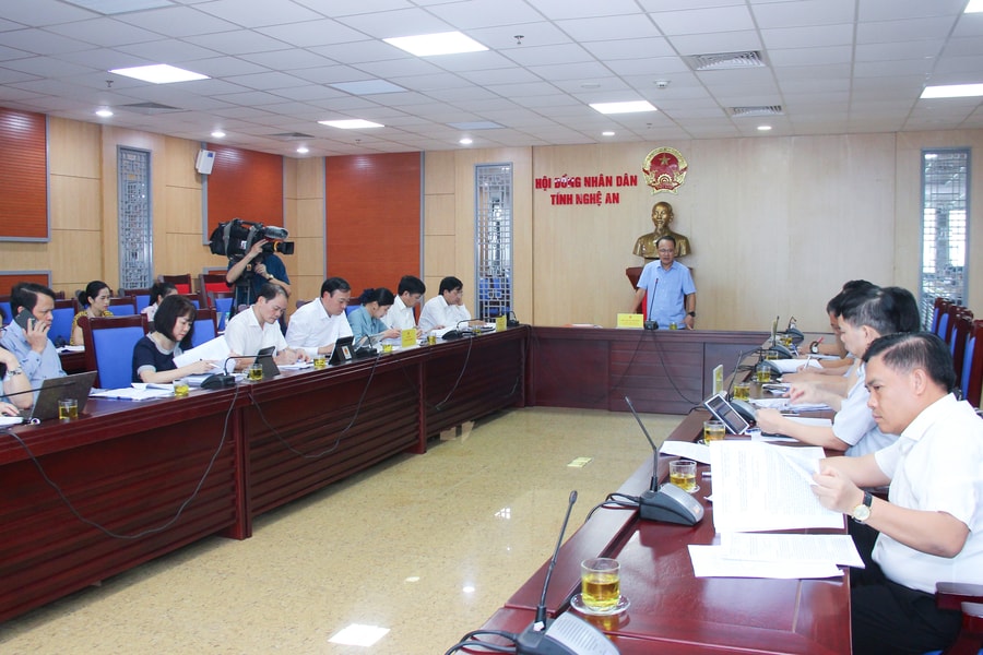 Phó Chủ tịch Thường trực HĐND tỉnh Nghệ An đề nghị các sở, ngành xây dựng chỉ tiêu kinh tế - xã hội giai đoạn 2026 - 2030 hợp lý và khả thi cao