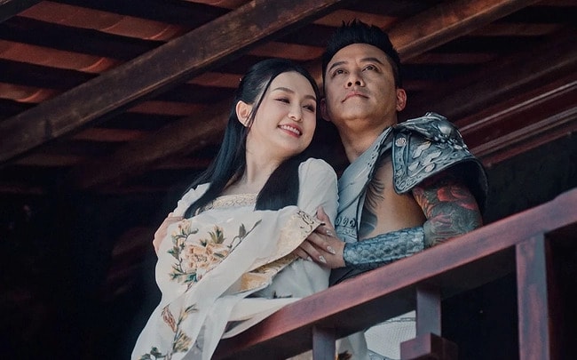 Tuấn Hưng gỡ MV tiền tỷ, tuyên bố tạm ngừng sử dụng mạng xã hội