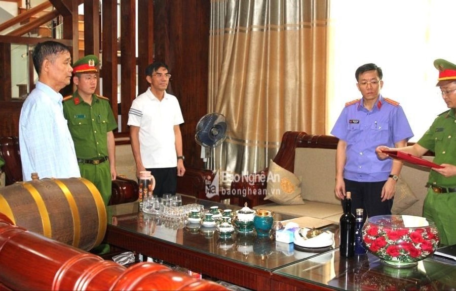 Khởi tố, bắt tạm giam 5 người liên quan đến sai phạm đất đai ở thị xã Cửa Lò