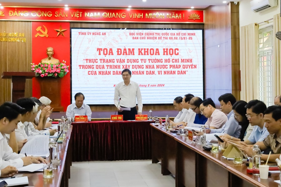 Nghệ An tọa đàm khoa học vận dụng tư tưởng Hồ Chí Minh trong xây dựng nhà nước pháp quyền