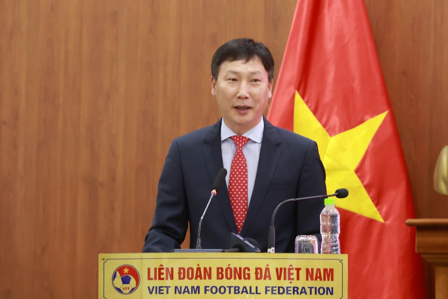 HLV Kim Sang-sik công bố danh sách tuyển Việt Nam, vắng bóng cầu thủ Sông Lam Nghệ An 