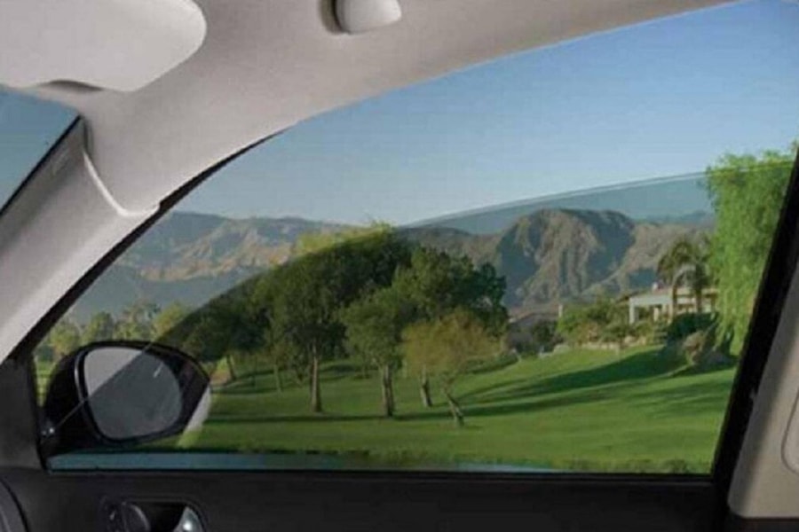 Cách làm mát khoang lái cấp tốc khi xe đỗ ngoài nắng