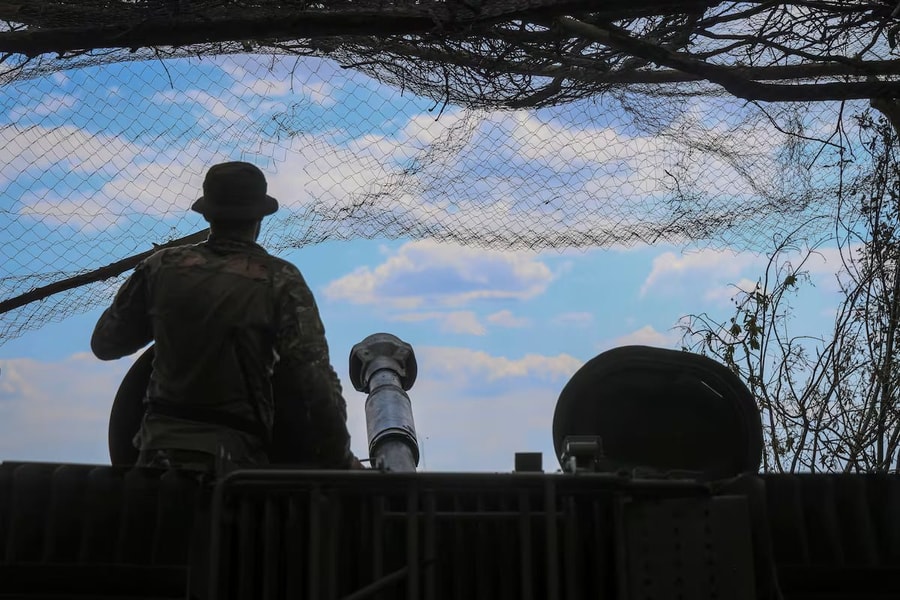 EU thảo luận khả năng cho phép Ukraine dùng vũ khí NATO tấn công Nga