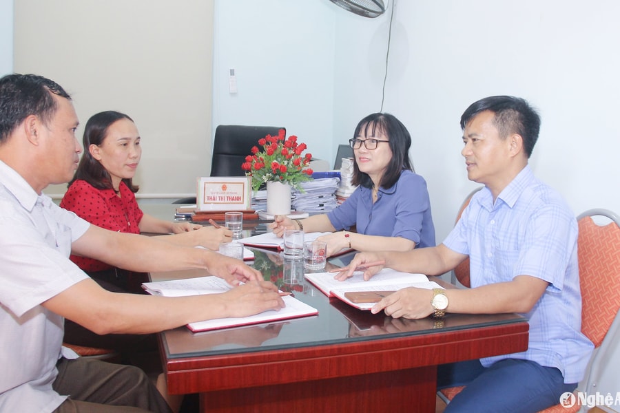 Cán bộ, đảng viên nêu gương bằng việc làm cụ thể