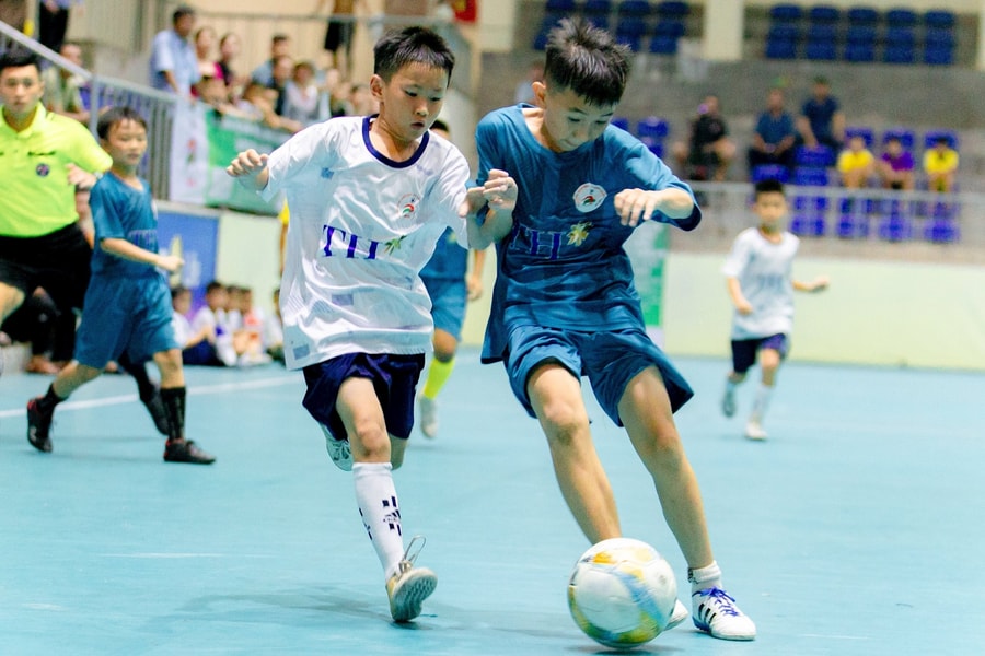 Nhi đồng Nam Đàn giành chiến thắng trước Nhi đồng Hoàng Mai