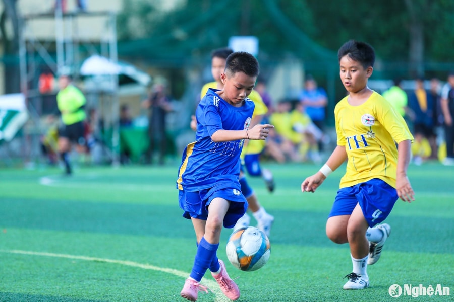 Highlight Tứ kết Thiếu niên Thanh Chương - Thiếu niên Quế Phong: 1-1 (Penalty 4-3)