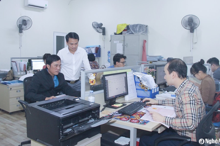 Nghệ An tiếp tục thực hiện tốt việc nêu gương của cán bộ, đảng viên