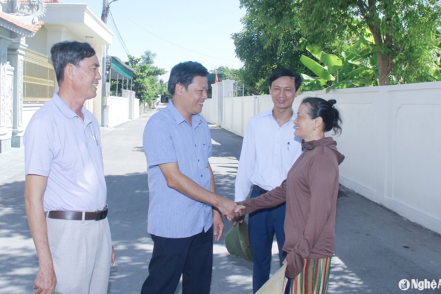 Nhiều giải pháp củng cố tổ chức cơ sở Đảng ở Nghệ An