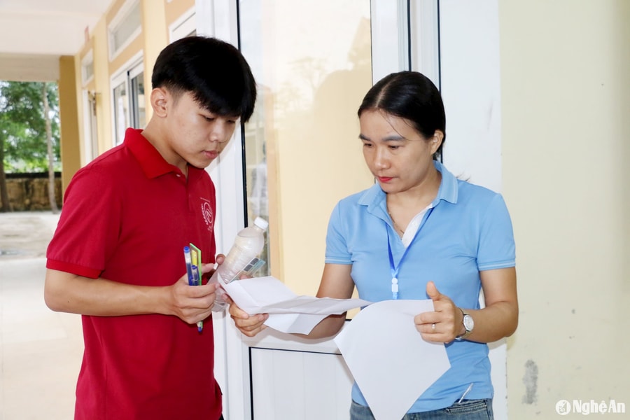 Ngày thi thứ 2, hơn 70% thí sinh Nghệ An chọn bài thi tổ hợp môn Khoa học xã hội