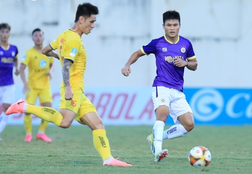 Hà Nội FC 'dâng' ngôi vô địch Cúp Quốc gia cho Thanh Hóa; Bán kết EURO 2024: Kẻ tám lạng, người nửa cân