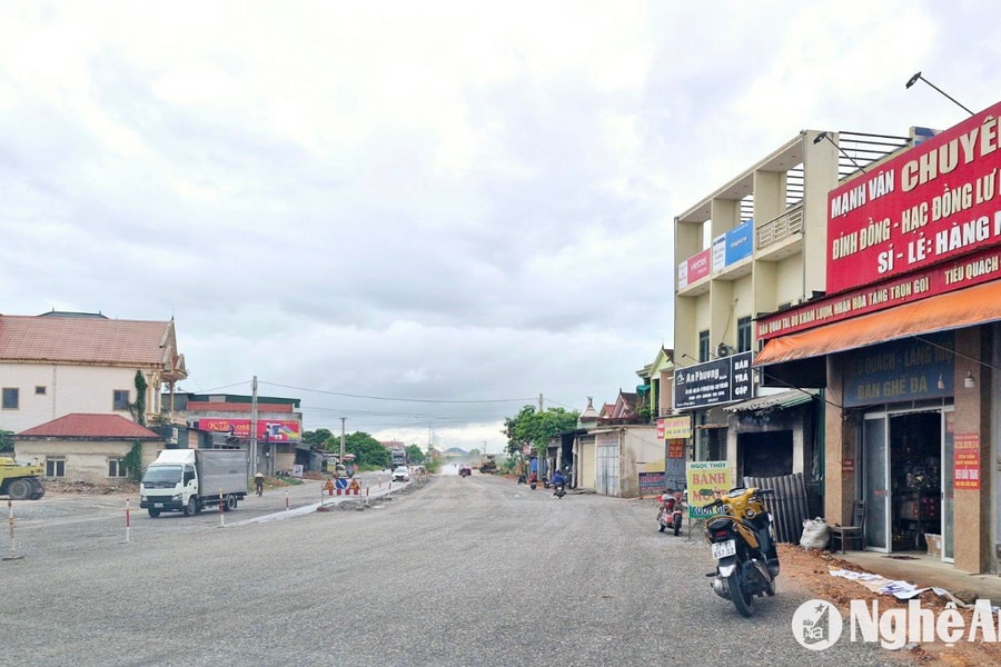 Đô Lương đề nghị đẩy nhanh tiến độ thi công dự án nâng cấp Quốc lộ 7 đoạn qua xã Lưu Sơn