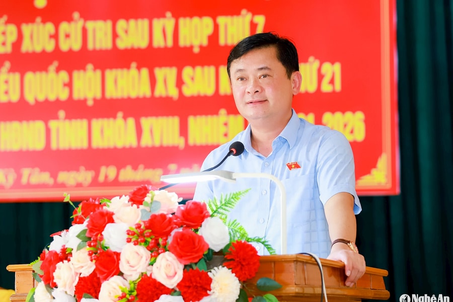 ĐBQH và HĐND tỉnh Nghệ An tiếp xúc cử tri huyện Tân Kỳ