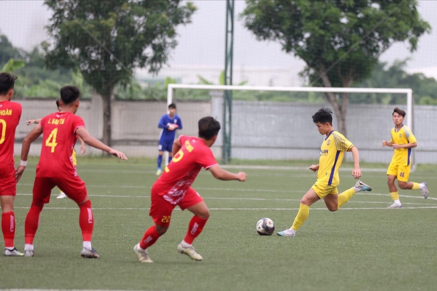 U21 Sông Lam Nghệ An bị đẩy vào thế khó
