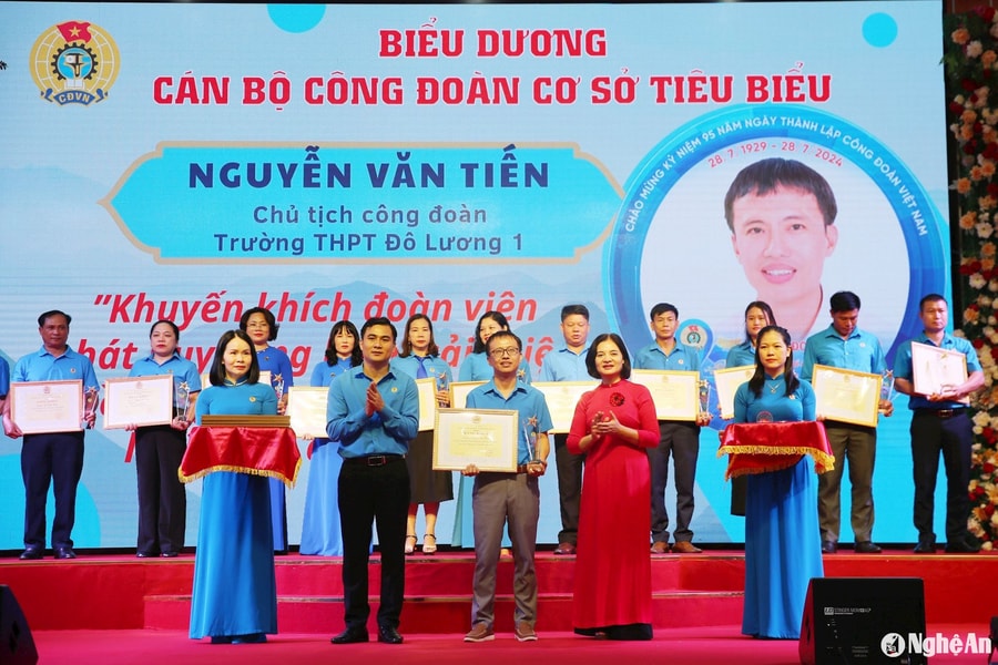 Những 'thủ lĩnh' công đoàn cơ sở tâm huyết