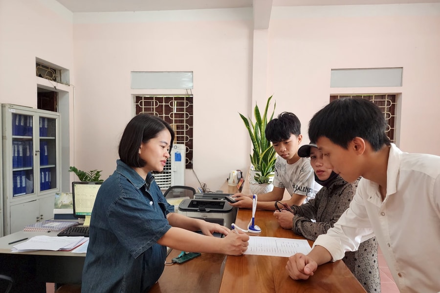 Học sinh không đậu lớp 10 công lập vội vàng tìm trường, tìm lớp