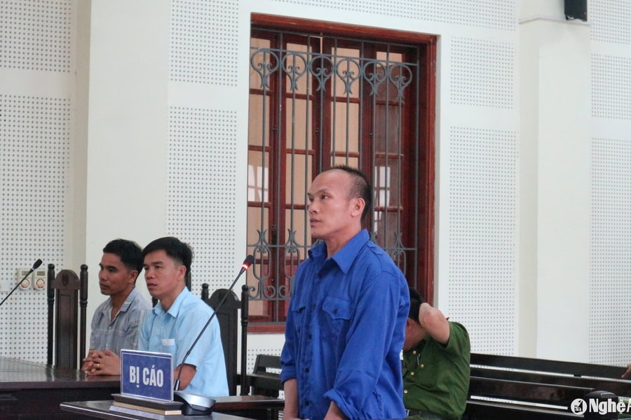 Bắn hàng xóm rồi dùng kế 've sầu thoát xác' trốn nã 22 năm