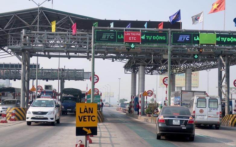 Đối tượng được miễn thu tiền dịch vụ sử dụng đường bộ