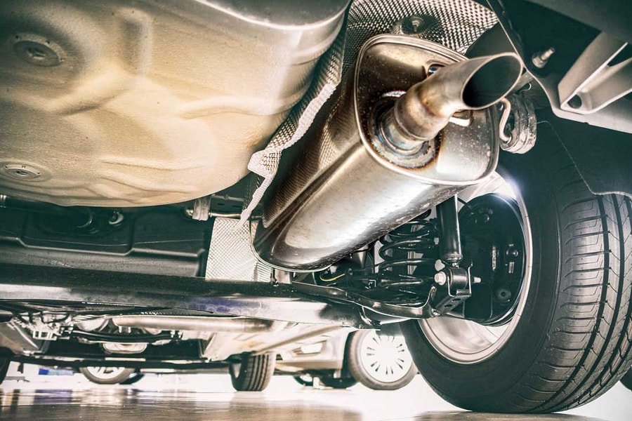 Hãy sửa chữa khi phát hiện những dấu hiệu này dưới gầm ô tô