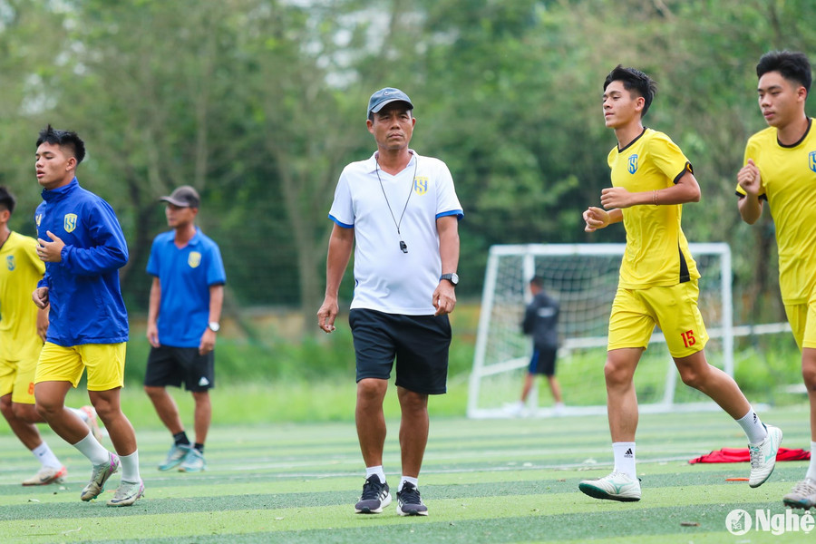 U15 Sông Lam Nghệ An quyết tâm vượt khó, giành chiến thắng ở Tứ kết U15 Quốc gia