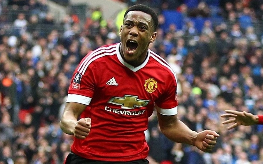 Martial: Vị vua không ngai ở đâu cho anh?