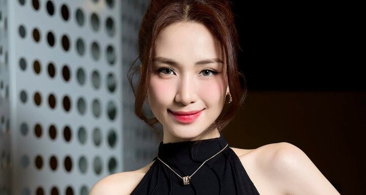 Ca sĩ Hòa Minzy chia sẻ về thông tin nhận nuôi bé gái ở Làng Nủ