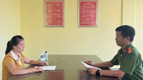 Nữ công chức địa chính xã 'vòi vĩnh' 30 triệu đồng mới cấp sổ đỏ