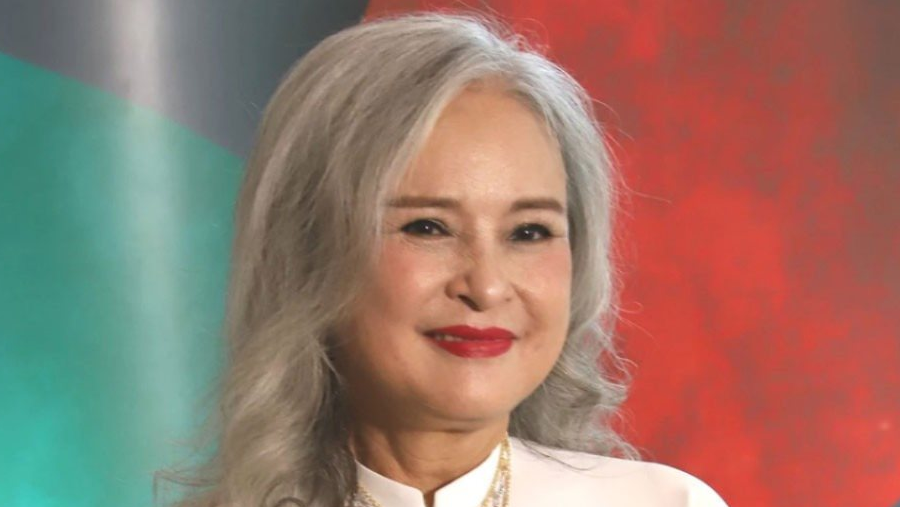 'Mỹ nhân màn ảnh Việt có đôi mắt hút hồn': Vượt qua bạo bệnh, U70 cuộc sống vạn người mơ