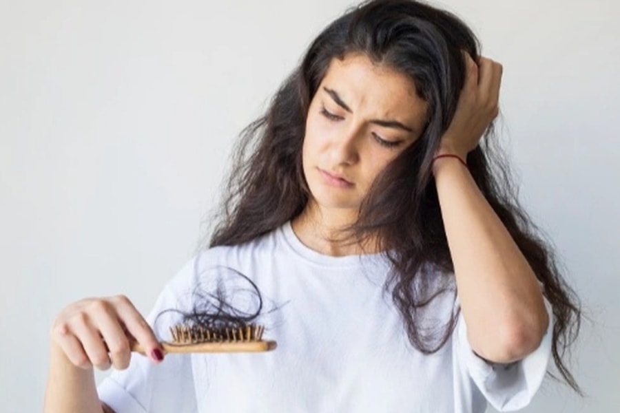 Tóc bạc, tóc mỏng, tóc rụng… cảnh báo gì về sức khỏe?