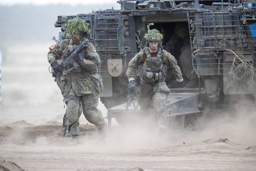 NATO dự định tăng tiềm năng quân sự như thế nào?