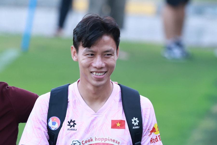 Trung vệ Quế Ngọc Hải mong muốn tuyển Việt Nam vô địch AFF Cup