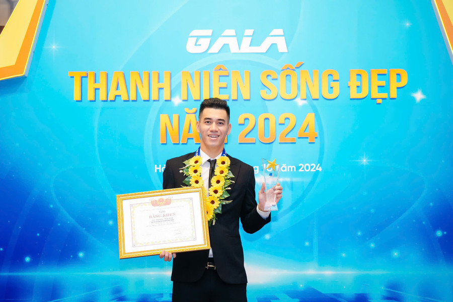 Đội tuyển nữ Việt Nam hào hứng được thi đấu cùng Uzbekistan và Trung Quốc; Tiến Linh được tuyên dương 'Thanh niên sống đẹp'