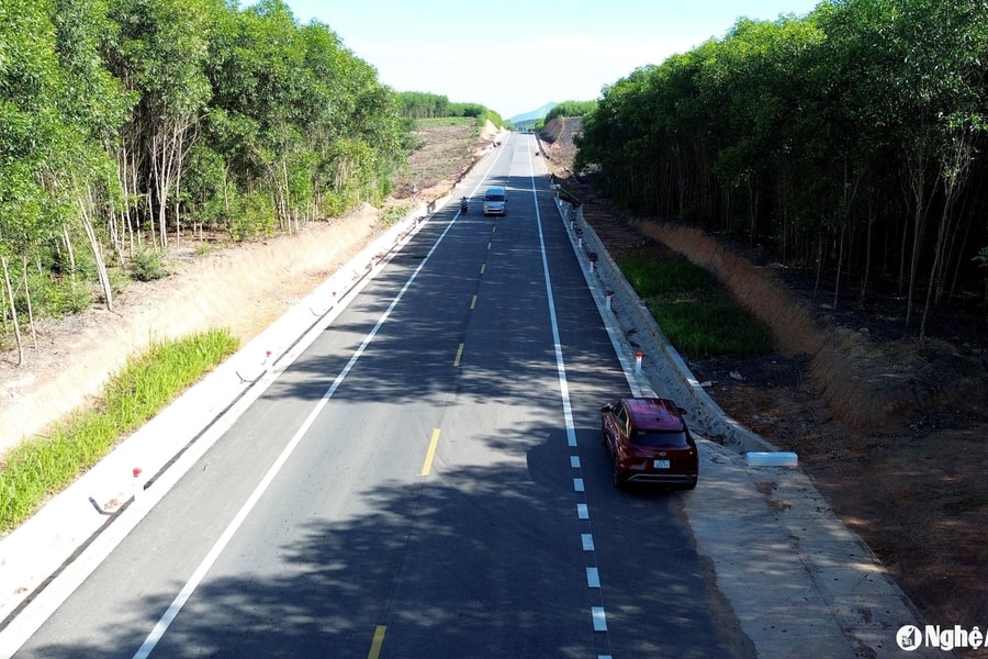 Trả lời kiến nghị của cử tri huyện Nghi Lộc về việc đặt biển báo đô thị đoạn đường N5