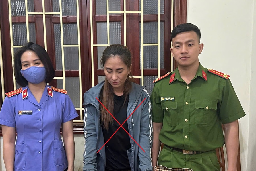 Bắt giữ người phụ nữ mua bán trái phép chất ma túy