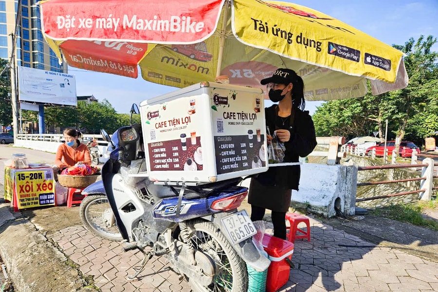 Cà phê lưu động - mô hình kinh doanh 'mới nổi' ở Nghệ An