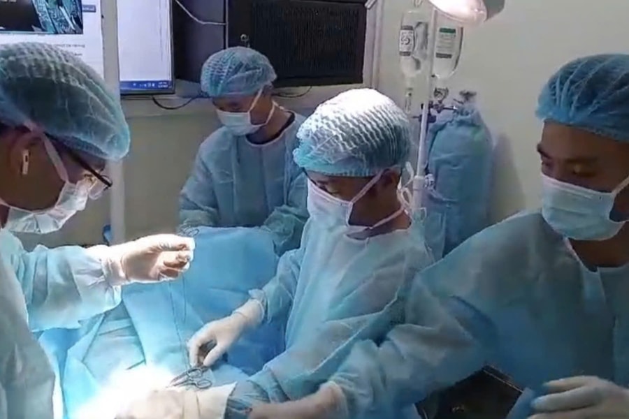 Phẫu thuật cấp cứu thành công cho bệnh nhân ở quần đảo Trường Sa bị viêm ruột thừa