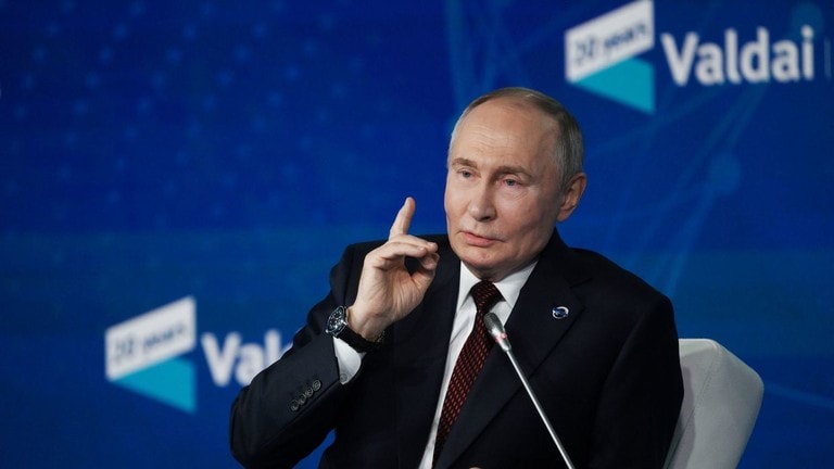 Tổng thống Putin: 10.000 binh sĩ Ukraine bị bao vây theo hướng Kupiansk