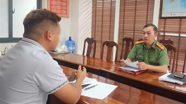 Xử phạt hành chính đối tượng tổ chức giải bóng đá 'chui'