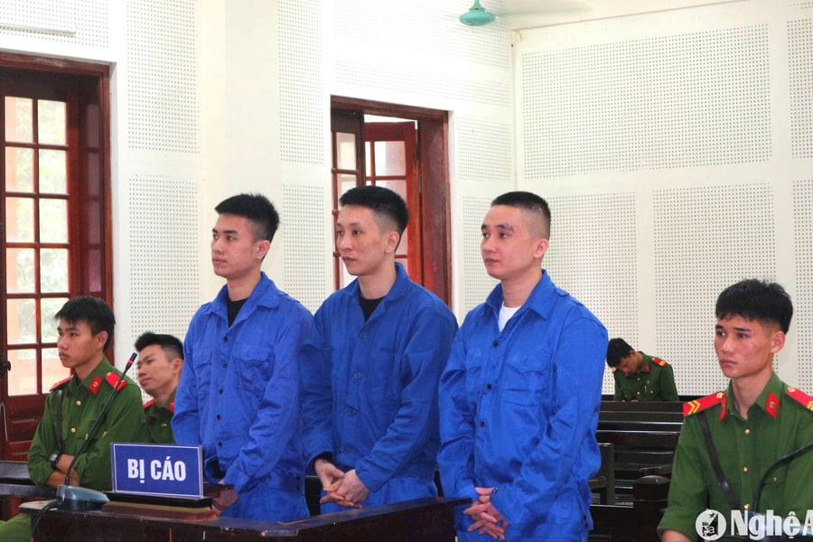 Anh em họ ‘dắt nhau’ vào tù vì buôn ma túy