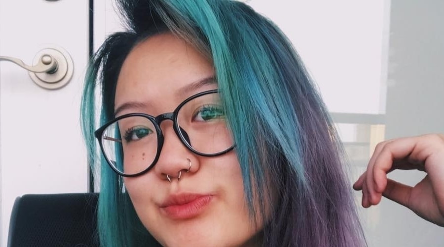 Ngỡ ngàng với vẻ xinh đẹp của con gái ca sĩ Thu Phương và chồng cũ Huy MC