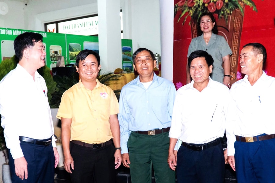 Tạo 'cầu nối' giữa cấp ủy đảng, chính quyền với người dân ở huyện Anh Sơn