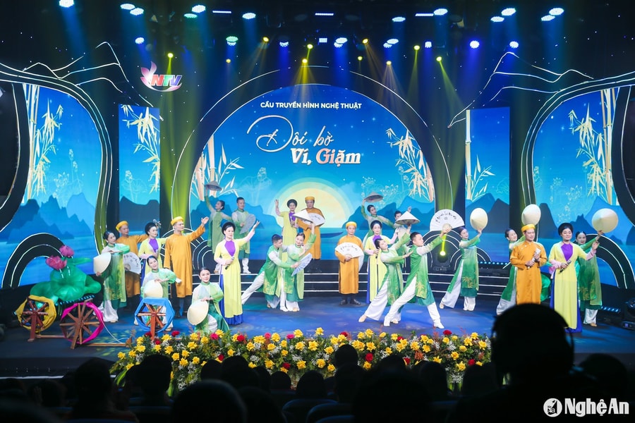 Lắng đọng chương trình cầu truyền hình “Đôi bờ ví, giặm”