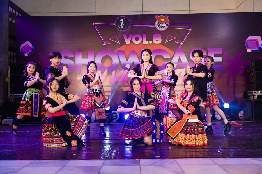 Thực hiện hiệu quả  các chỉ tiêu, phát huy bản sắc văn hóa, con người xứ Nghệ trong tình hình mới