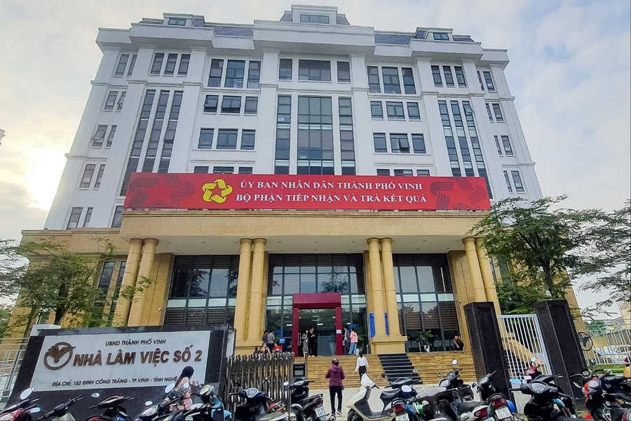 UBND tỉnh Nghệ An yêu cầu không thu lệ phí cấp đổi giấy tờ của người dân khi sáp nhập cấp xã, cấp huyện