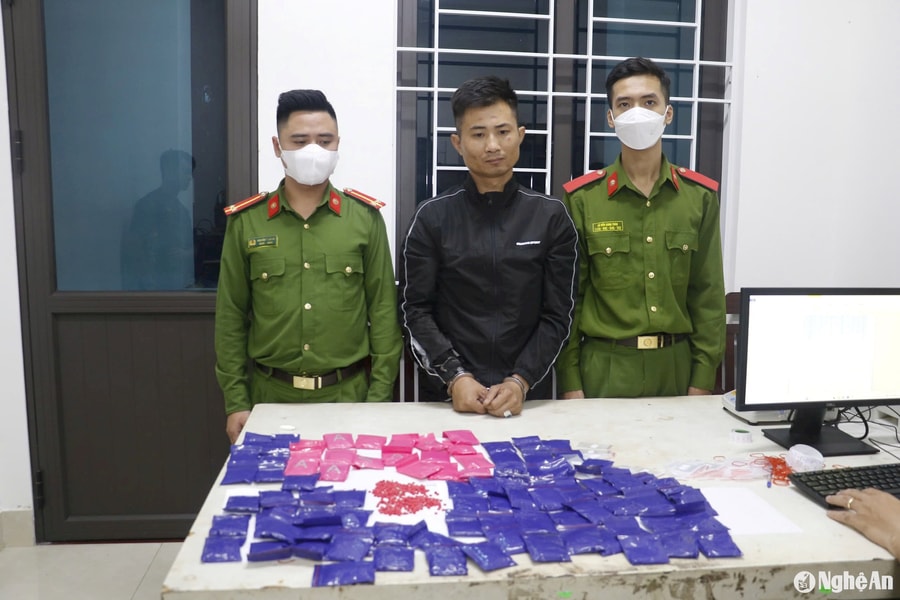 Bắt giữ 4 đối tượng trong đường dây mua bán ma túy xuyên quốc gia