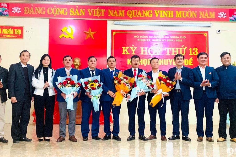 Bầu các chức danh chủ chốt HĐND, UBND các xã mới sáp nhập ở Nghĩa Đàn