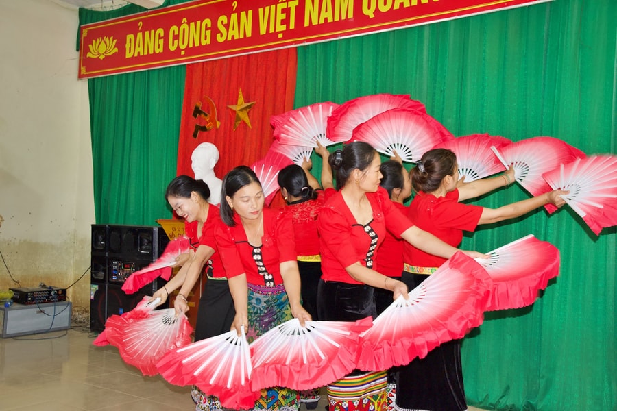 'Màu Xuân' trên 'vùng lũ quét' ở Kỳ Sơn